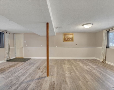 36 Altair Drive - Photo Thumbnail 34