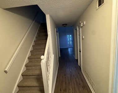 259 Jackson Street - Photo Thumbnail 2