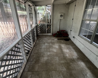 259 Jackson Street - Photo Thumbnail 14