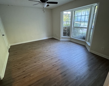 259 Jackson Street - Photo Thumbnail 3