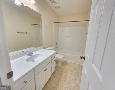 1693 Southgate Mill Drive Nw - Photo Thumbnail 15
