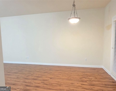 1693 Southgate Mill Drive Nw - Photo Thumbnail 2