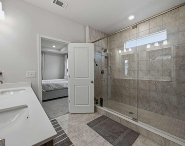3168 Shirecrest Lane - Photo Thumbnail 21