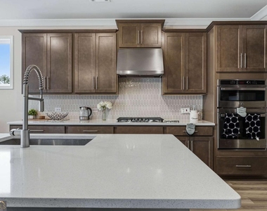 3168 Shirecrest Lane - Photo Thumbnail 13