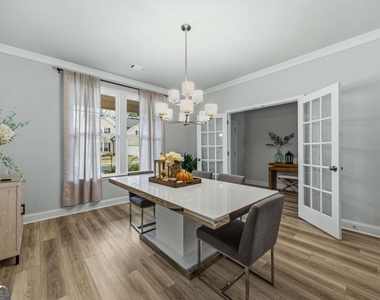 3168 Shirecrest Lane - Photo Thumbnail 5