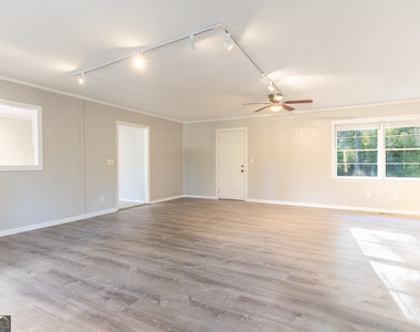 2290 Pinetree Lane Ne - Photo Thumbnail 11