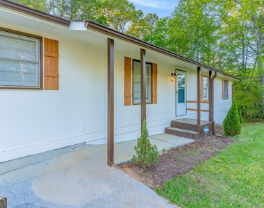 2290 Pinetree Lane Ne - Photo Thumbnail 32