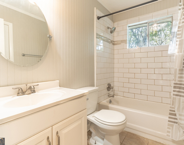 2290 Pinetree Lane Ne - Photo Thumbnail 31