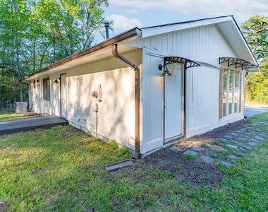 2290 Pinetree Lane Ne - Photo Thumbnail 3