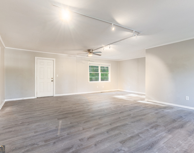 2290 Pinetree Lane Ne - Photo Thumbnail 12