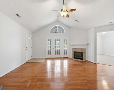 19108 Harvest Ridge Lane - Photo Thumbnail 6