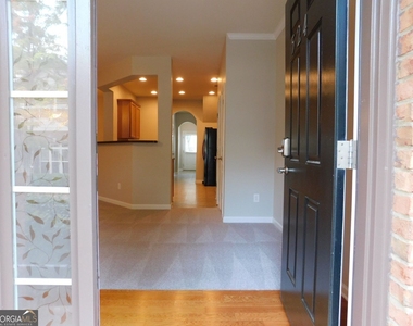 524 Ridge View Crossing - Photo Thumbnail 3
