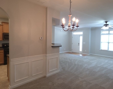 524 Ridge View Crossing - Photo Thumbnail 8