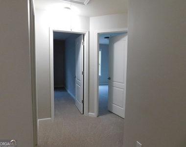 524 Ridge View Crossing - Photo Thumbnail 18