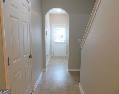 524 Ridge View Crossing - Photo Thumbnail 13
