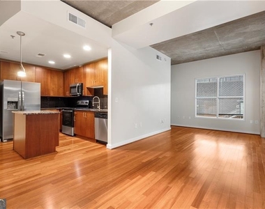 250 Pharr Road Ne - Photo Thumbnail 4