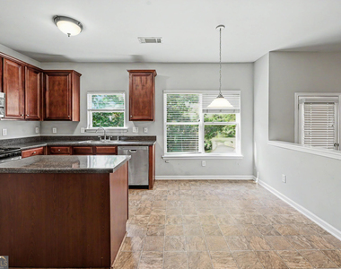 1230 Grey Rock Way - Photo Thumbnail 4