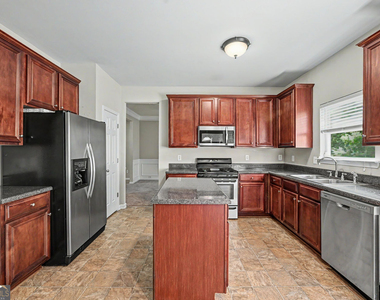 1230 Grey Rock Way - Photo Thumbnail 6