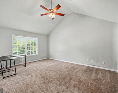 1230 Grey Rock Way - Photo Thumbnail 16
