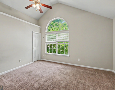 1230 Grey Rock Way - Photo Thumbnail 13