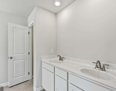 54 Umber Lane - Photo Thumbnail 39