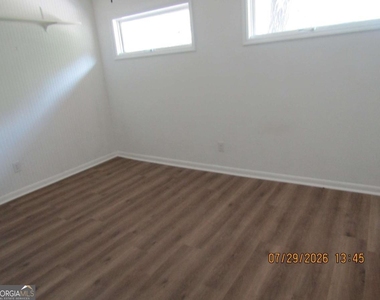 513 Juniper Way - Photo Thumbnail 15
