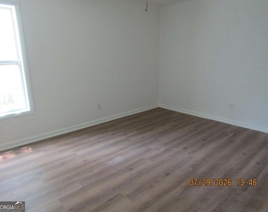 513 Juniper Way - Photo Thumbnail 16