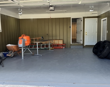 6571 Rock Springs Road - Photo Thumbnail 15