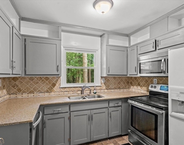 3521 Canadian Way - Photo Thumbnail 15