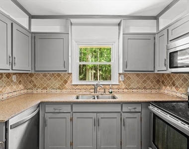 3521 Canadian Way - Photo Thumbnail 14
