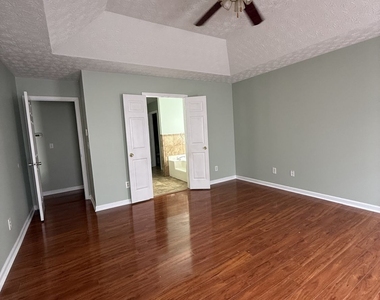 755 Tara Bend - Photo Thumbnail 13