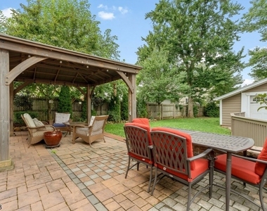 262 Prospect Ave - Photo Thumbnail 31