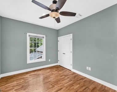 262 Prospect Ave - Photo Thumbnail 18