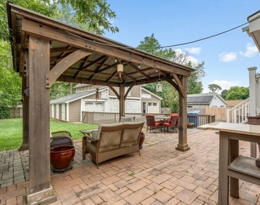 262 Prospect Ave - Photo Thumbnail 33