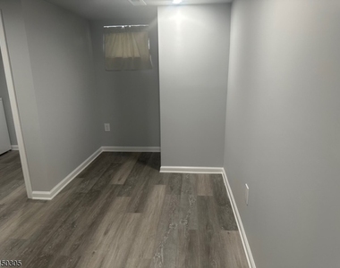 1 Hillairy Ct - Photo Thumbnail 22