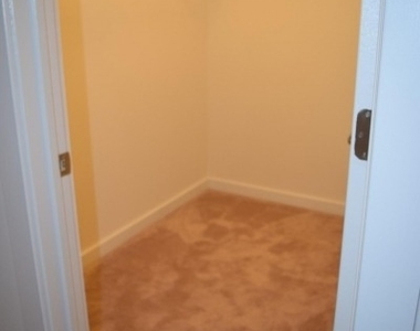 229 Parkview Ln - Photo Thumbnail 15