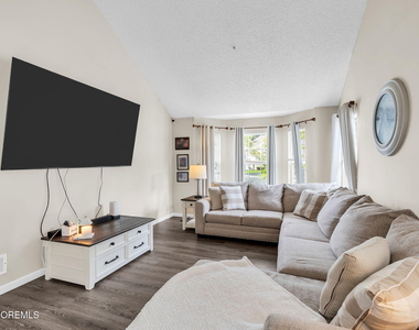 2907 Greenspire Court - Photo Thumbnail 8