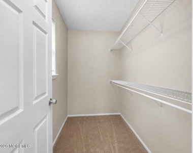 2907 Greenspire Court - Photo Thumbnail 28