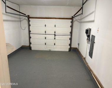 19 Lennox Avenue - Photo Thumbnail 15