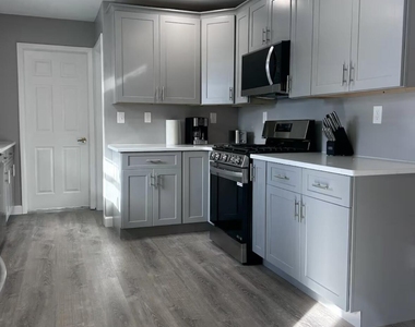 38 Edison Street - Photo Thumbnail 1