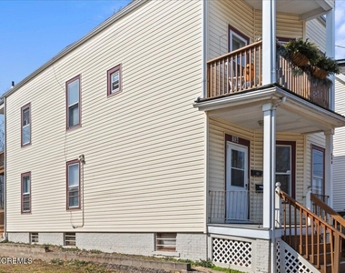 104 Welton Street - Photo Thumbnail 6