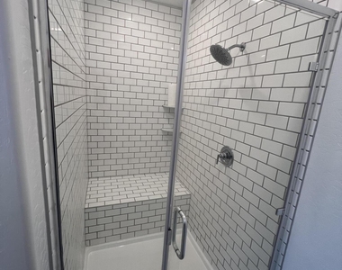 19 N 197th Drive - Photo Thumbnail 8