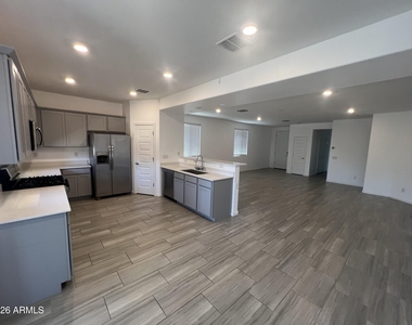 19 N 197th Drive - Photo Thumbnail 1