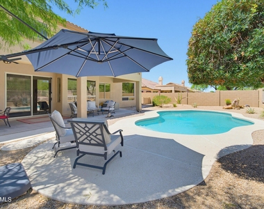 5540 E Via Montoya Drive - Photo Thumbnail 7