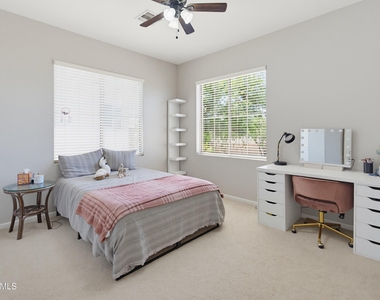 5540 E Via Montoya Drive - Photo Thumbnail 21