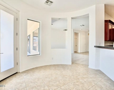 1682 W Ainsworth Drive - Photo Thumbnail 14