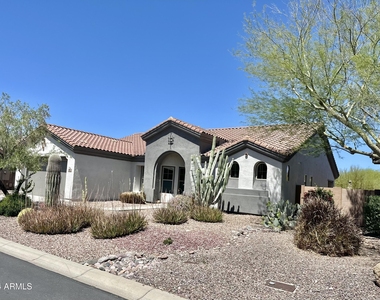 1682 W Ainsworth Drive - Photo Thumbnail 4