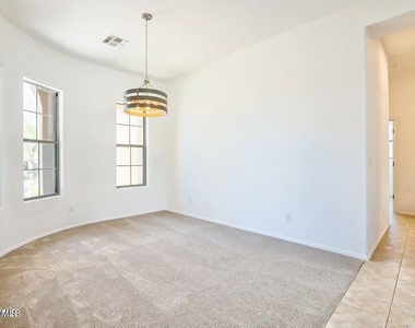 1682 W Ainsworth Drive - Photo Thumbnail 12