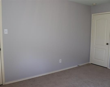 2304 Heads And Tails Lane - Photo Thumbnail 32