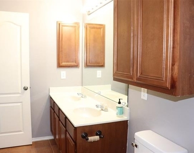 2304 Heads And Tails Lane - Photo Thumbnail 23